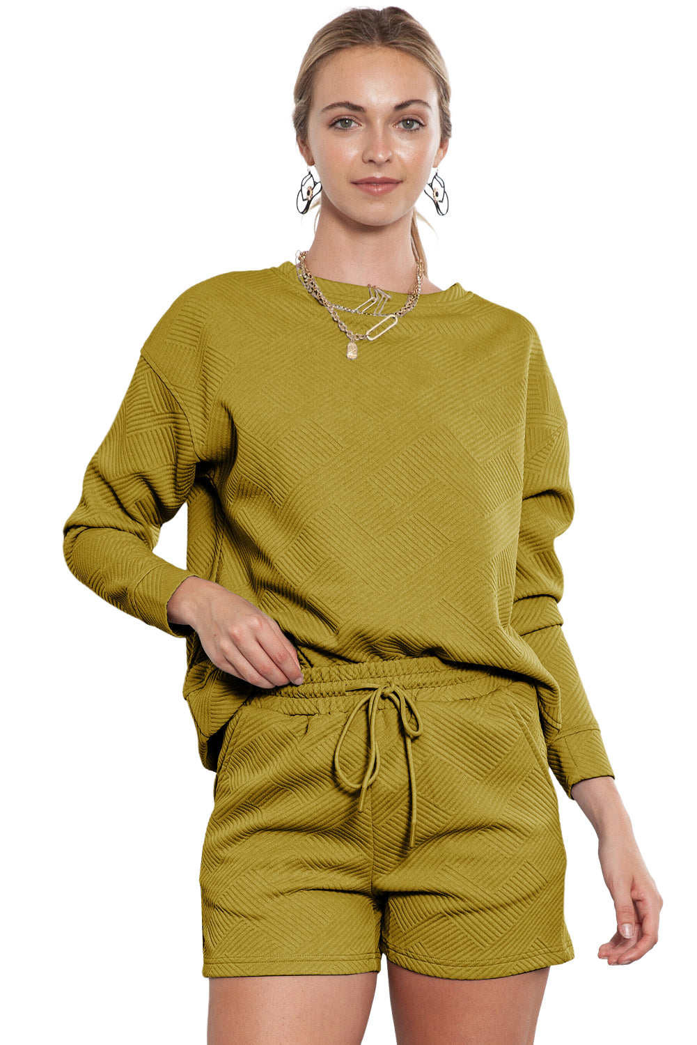 Graues Set mit langärmligem Oberteil und Shorts mit Kordelzug und Strukturmuster