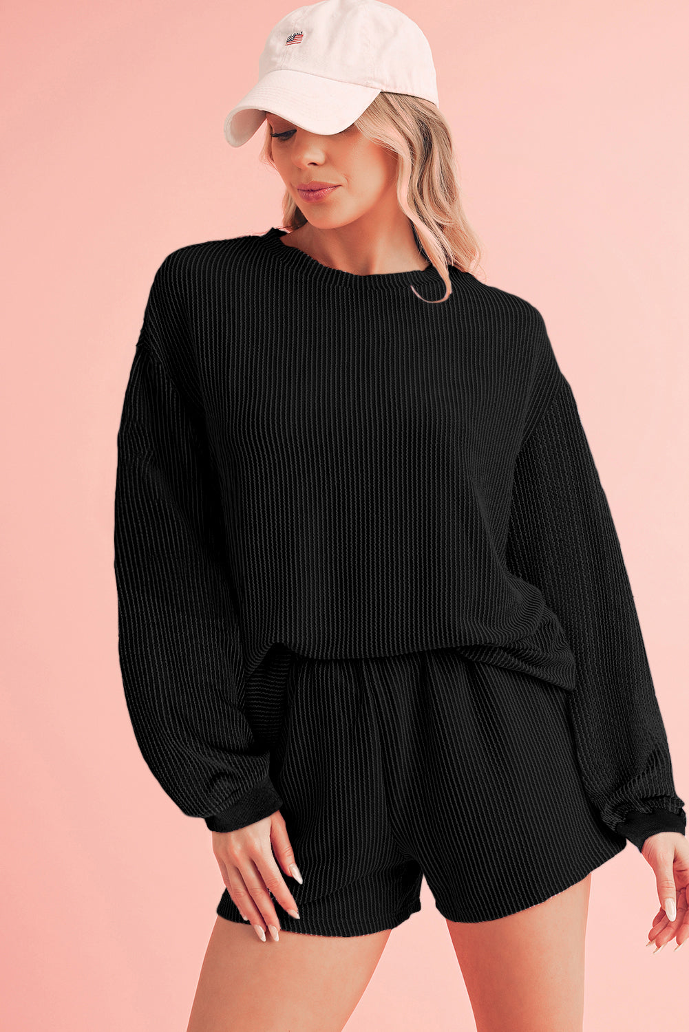 Set aus langärmligem Oberteil und Shorts mit hoher Taille in Parchment-Optik