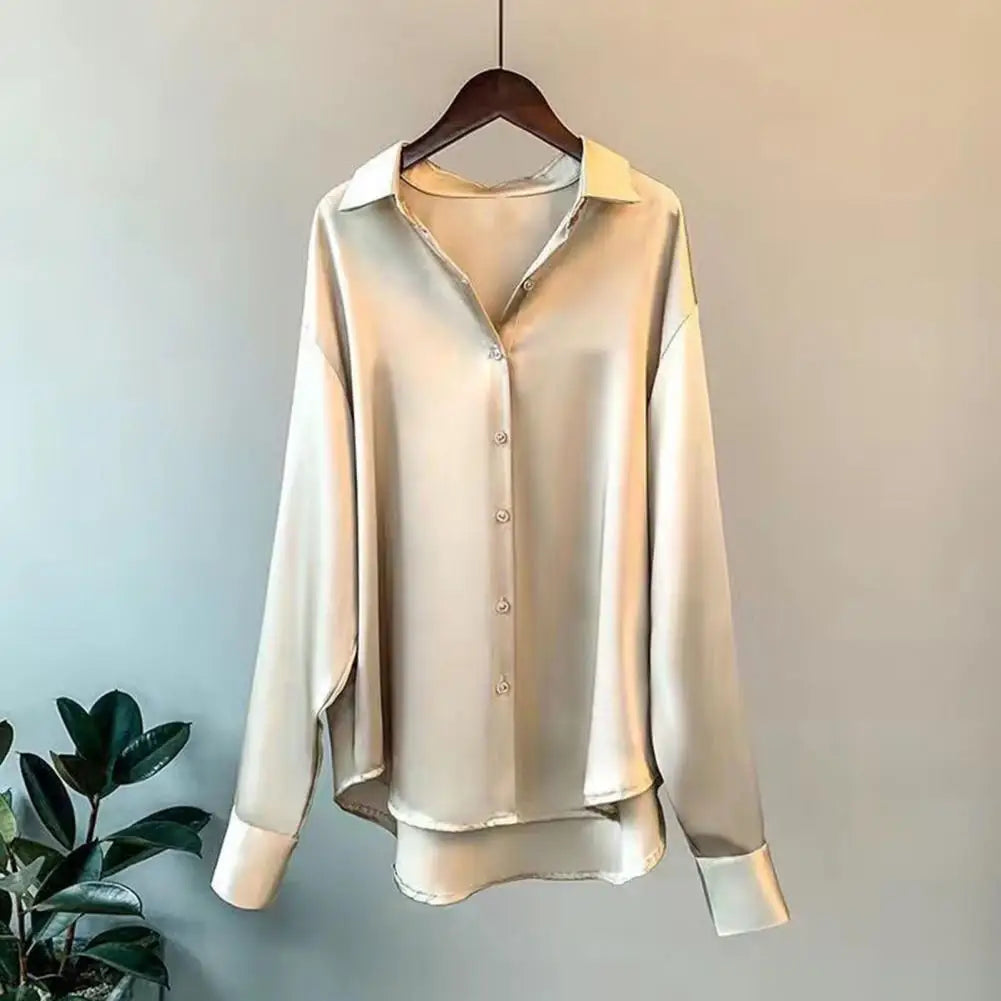 Elegantes seidiges Satin Damen Shirt mit Umlegekragen Langarm