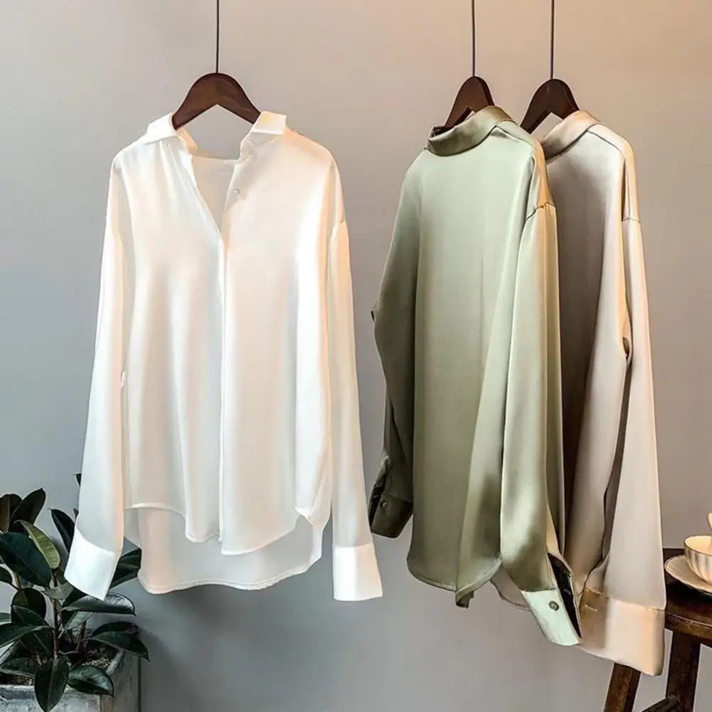 Elegantes seidiges Satin Damen Shirt mit Umlegekragen Langarm