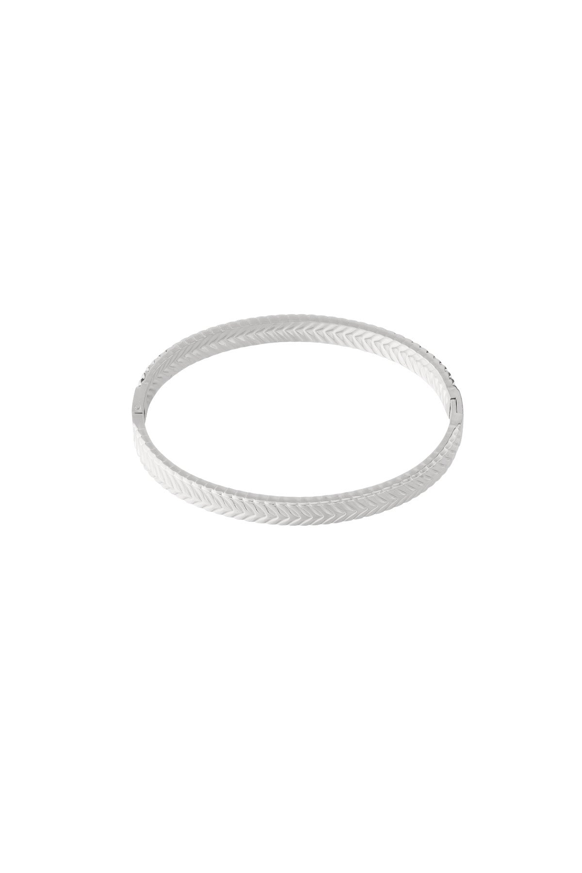 Elegant 14K Gold Plated Stainless Steel Bangle