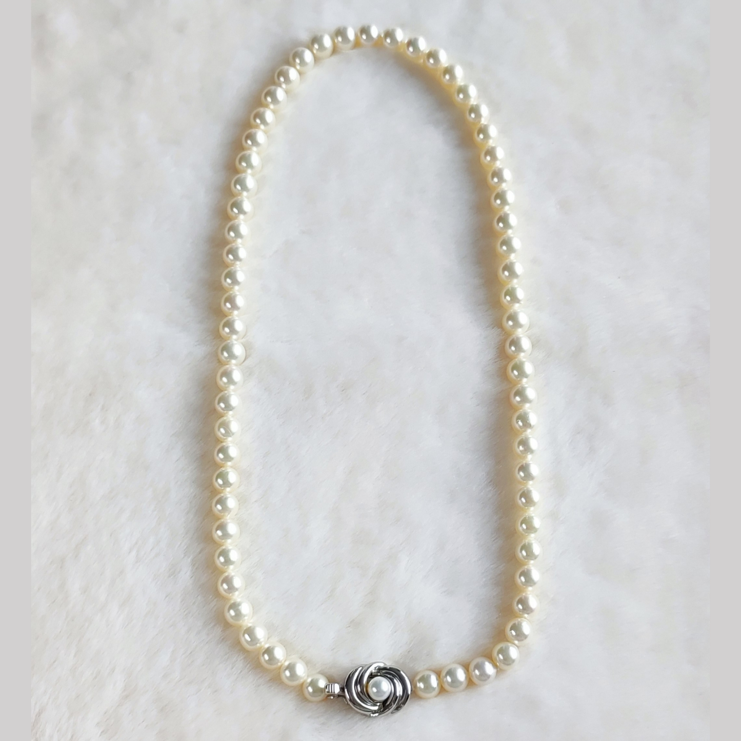TASAKI Perlenkette