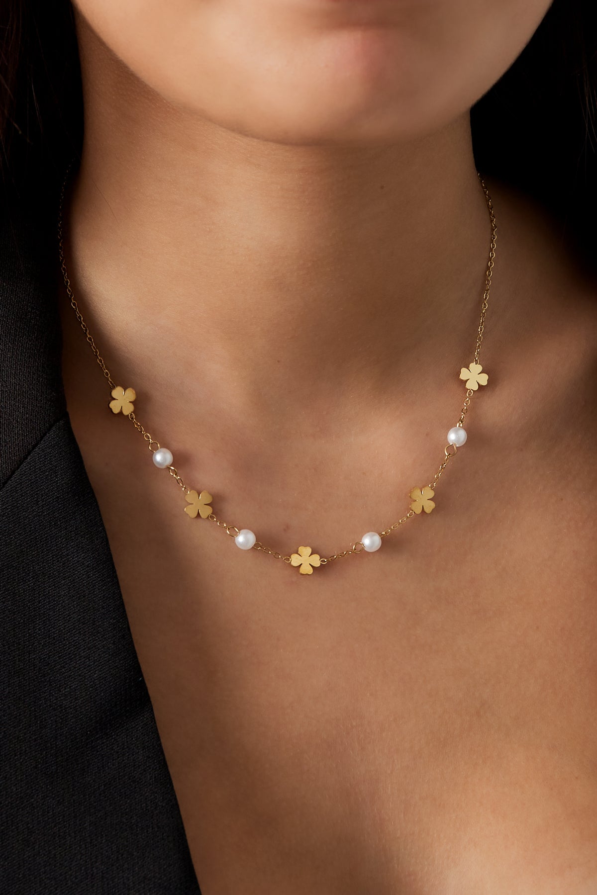 Elegant Clover Pendant Necklace for Everyday Wear