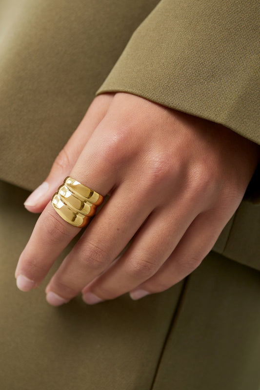 Elegant Statement Rings in Silver & Gold