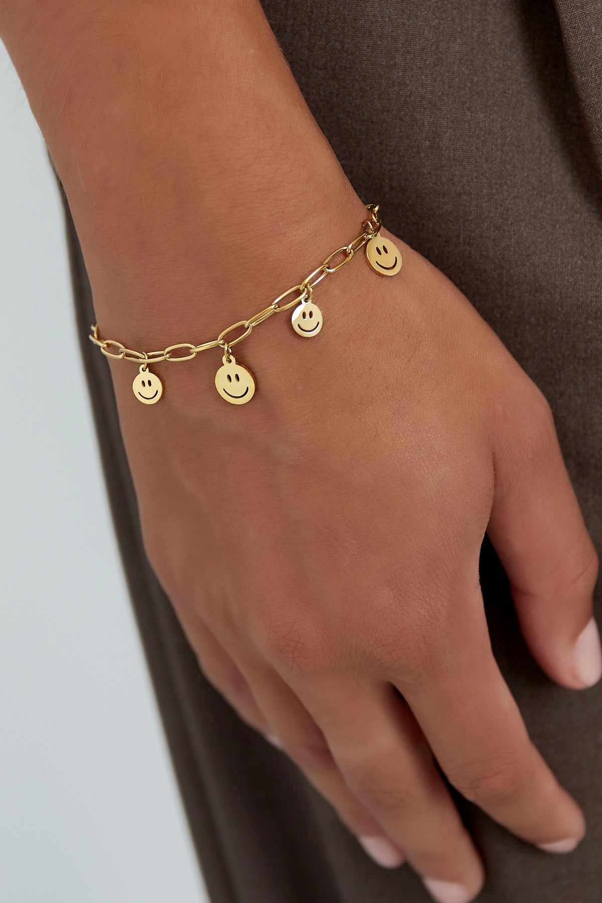Stylish Smiling Face Charm Bracelet for Women