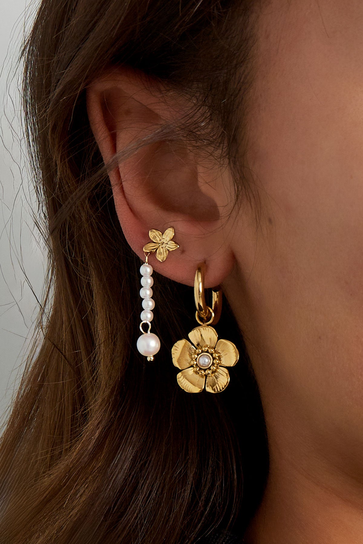 Elegant Flower Drop Earrings for All Occasions