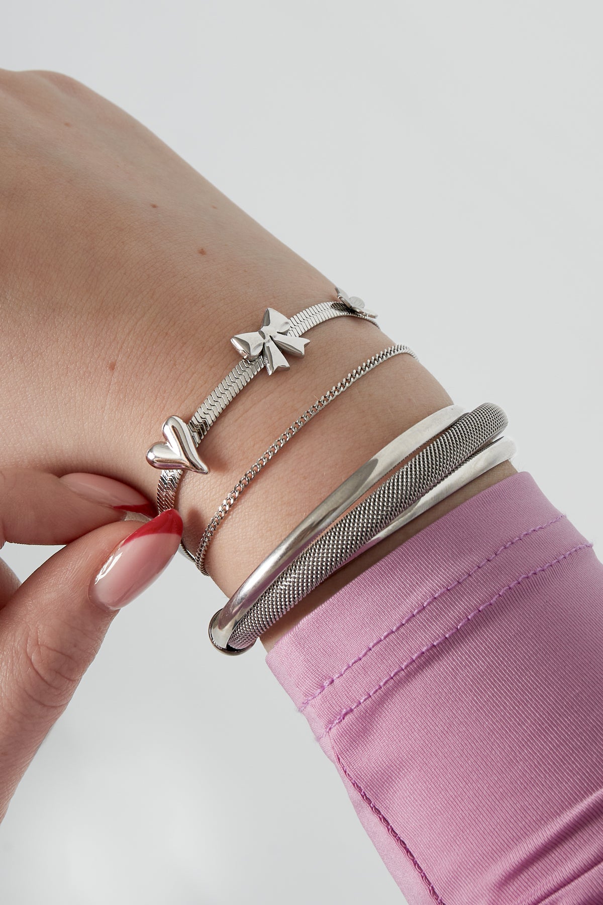 Elegant Bow Knot Charm Bracelet for Women