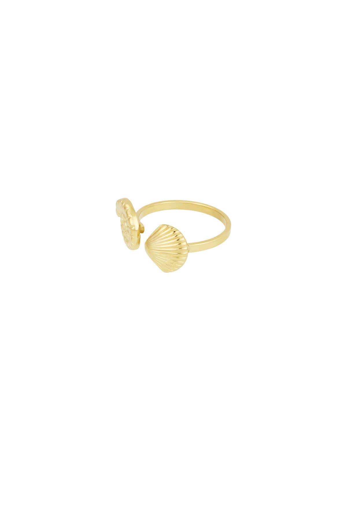 Elegant Statement Rings in Silver & Gold