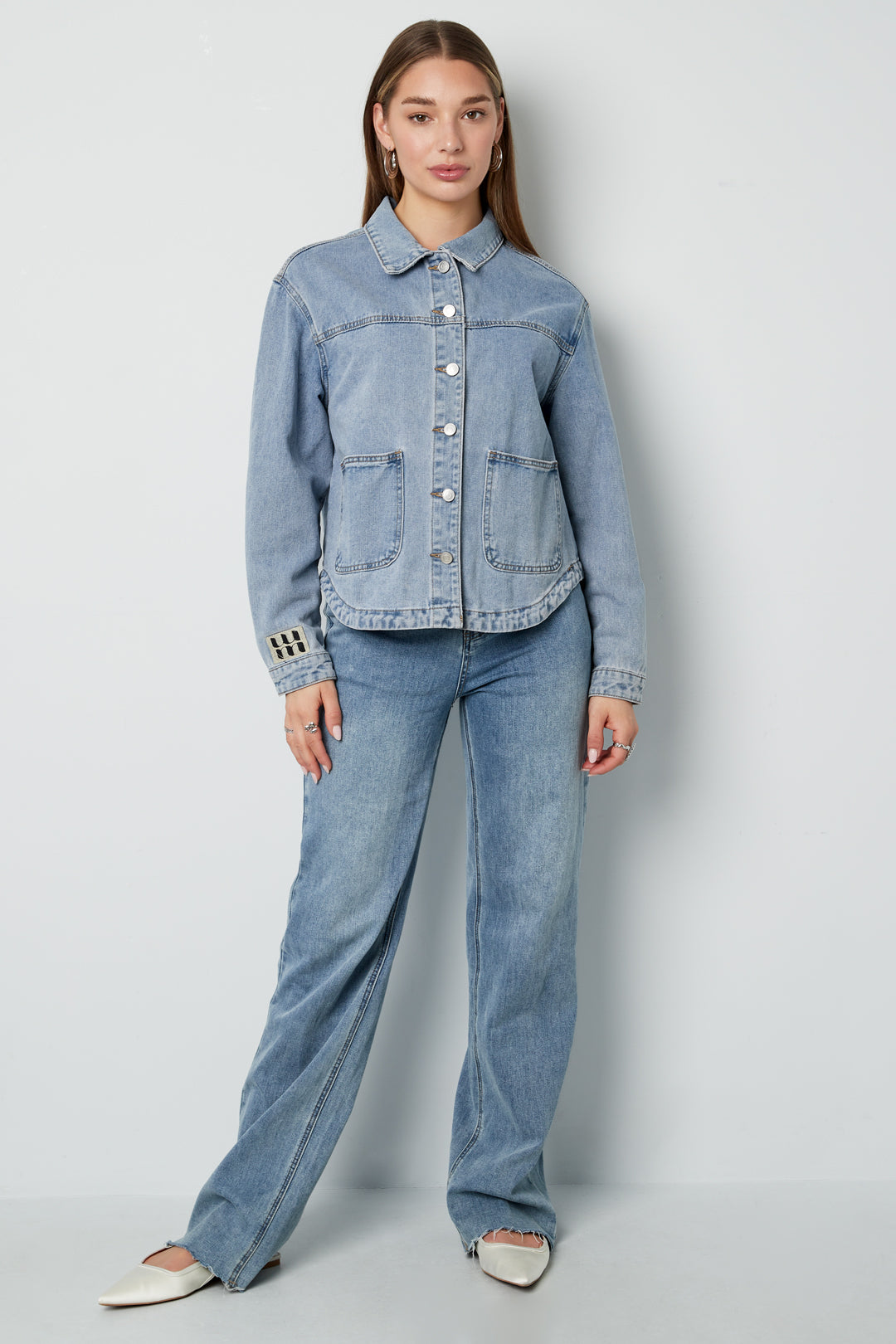 Stylish All-Fit Denim Jacket in Blue and Light Blue