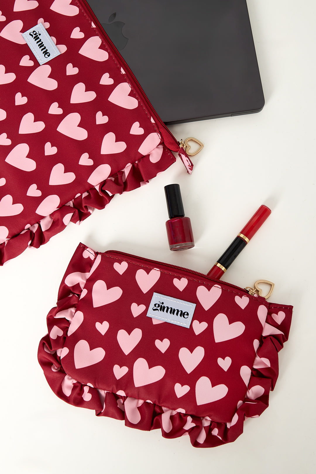 Gimme All-Fit Simple Series Heart Makeup Bag