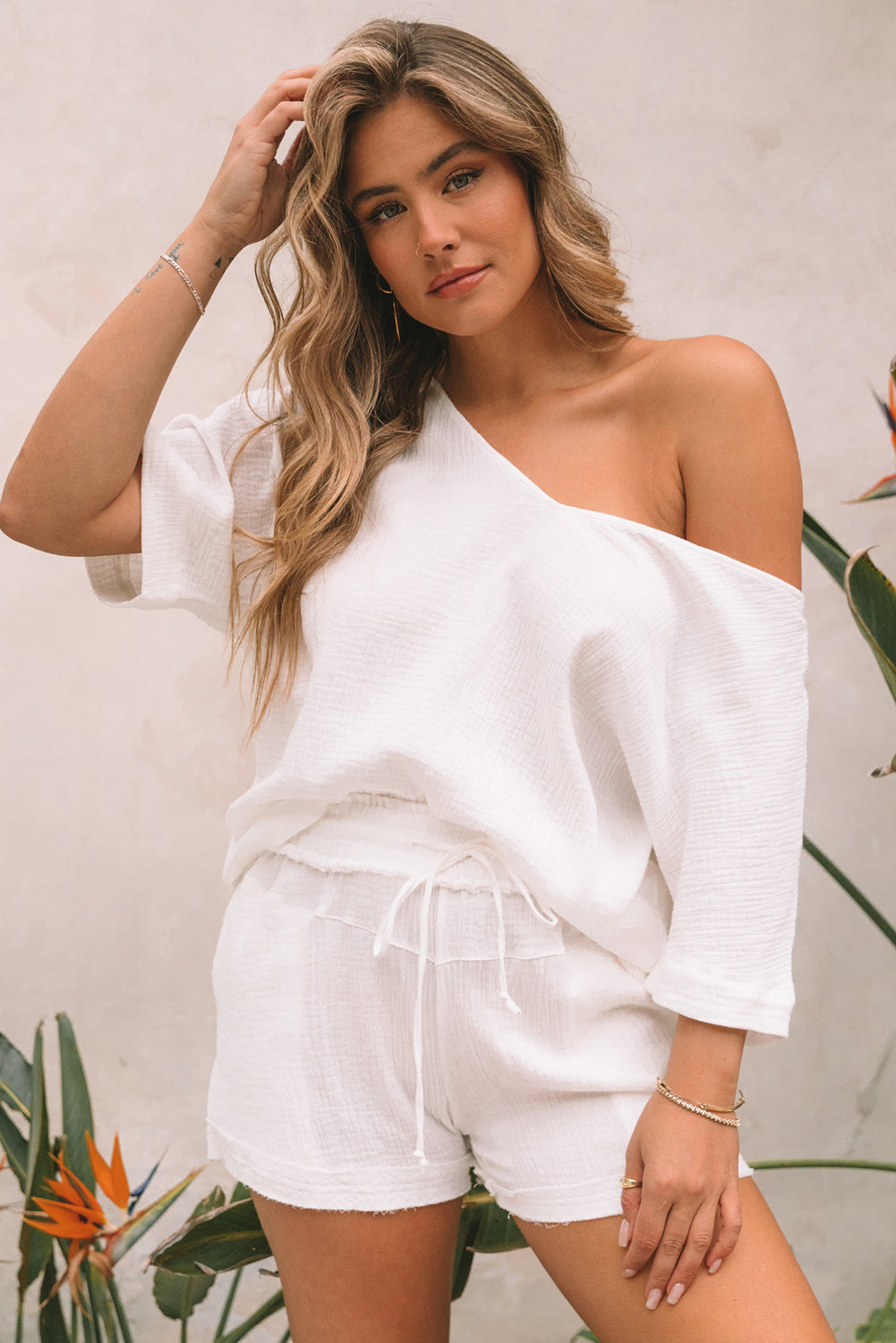 White Loose V Neck Blouse & Drawstring Raw Hem Shorts Set