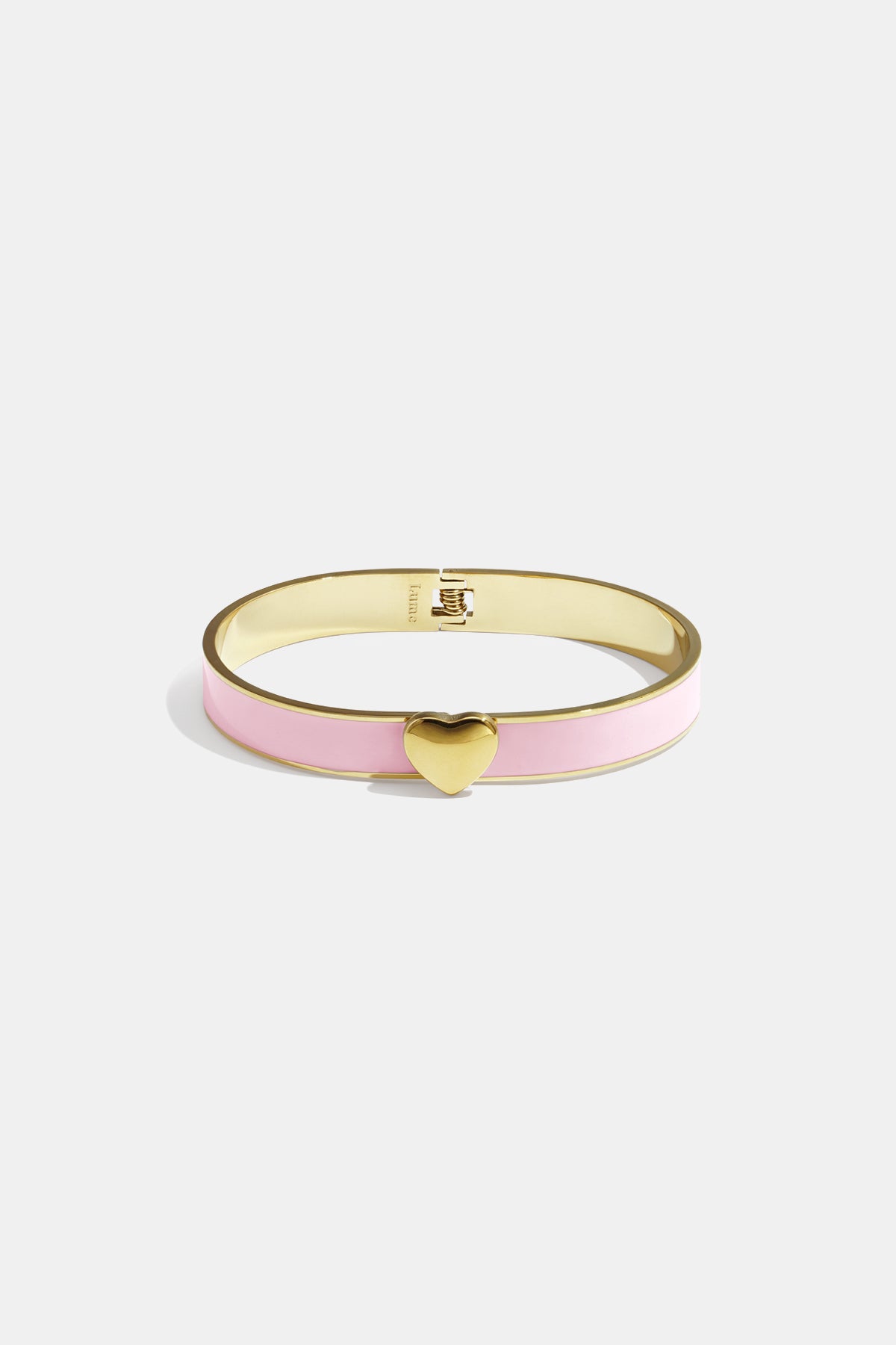 Charming Heart Bangle for Spring/Summer Elegance