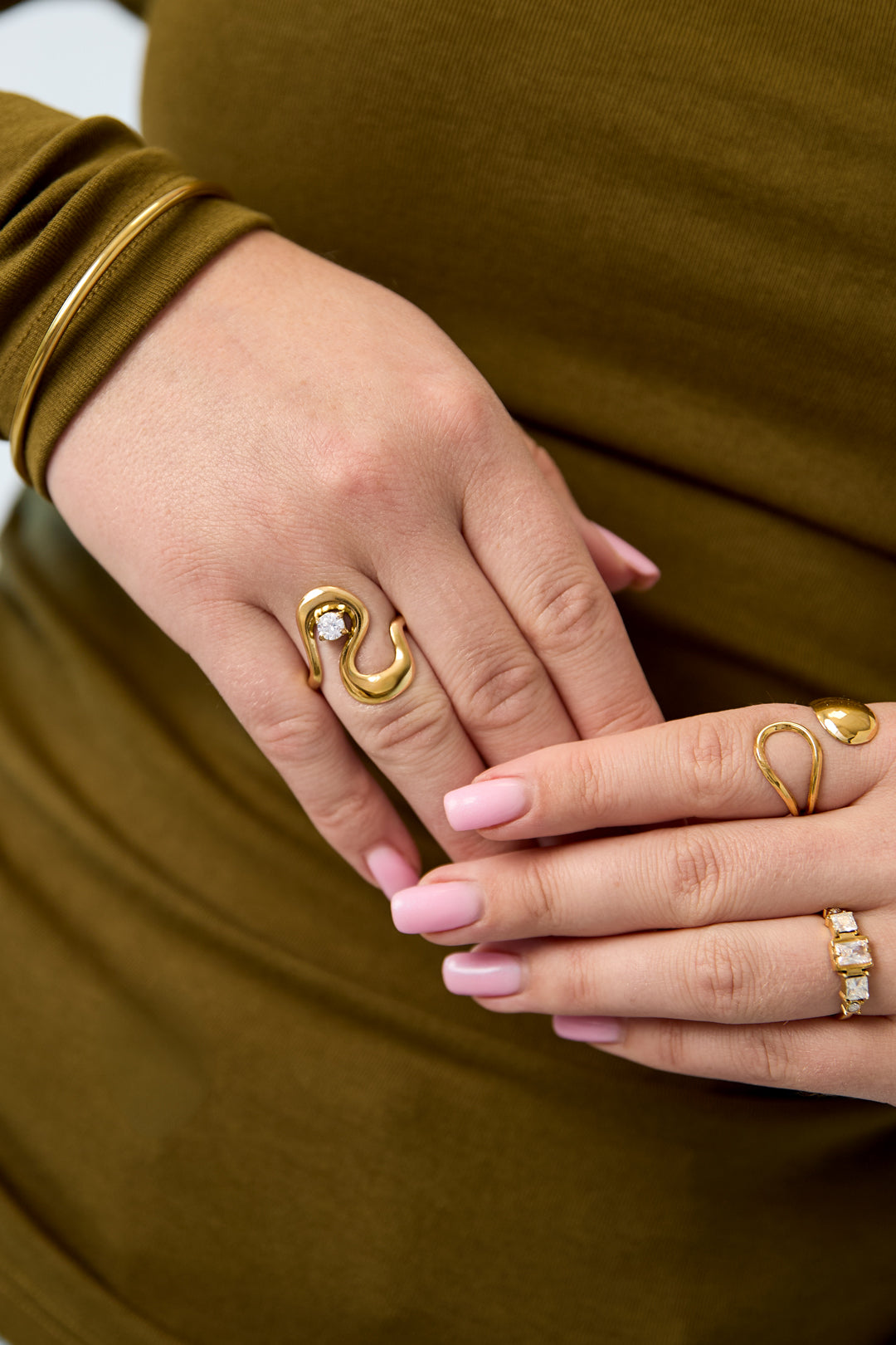 Elegant Adjustable Rhinestone Ring - Silver & Gold
