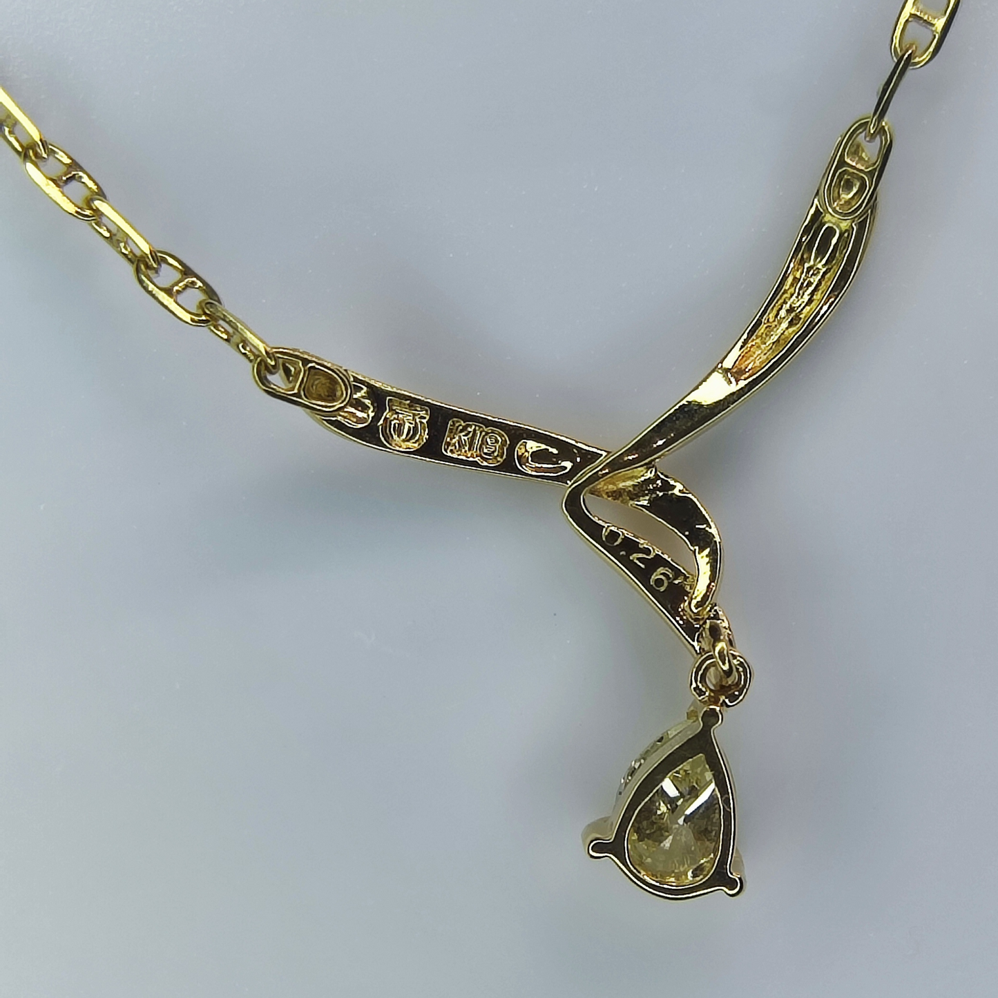 TASAKI 18K Gold Diamond Necklace