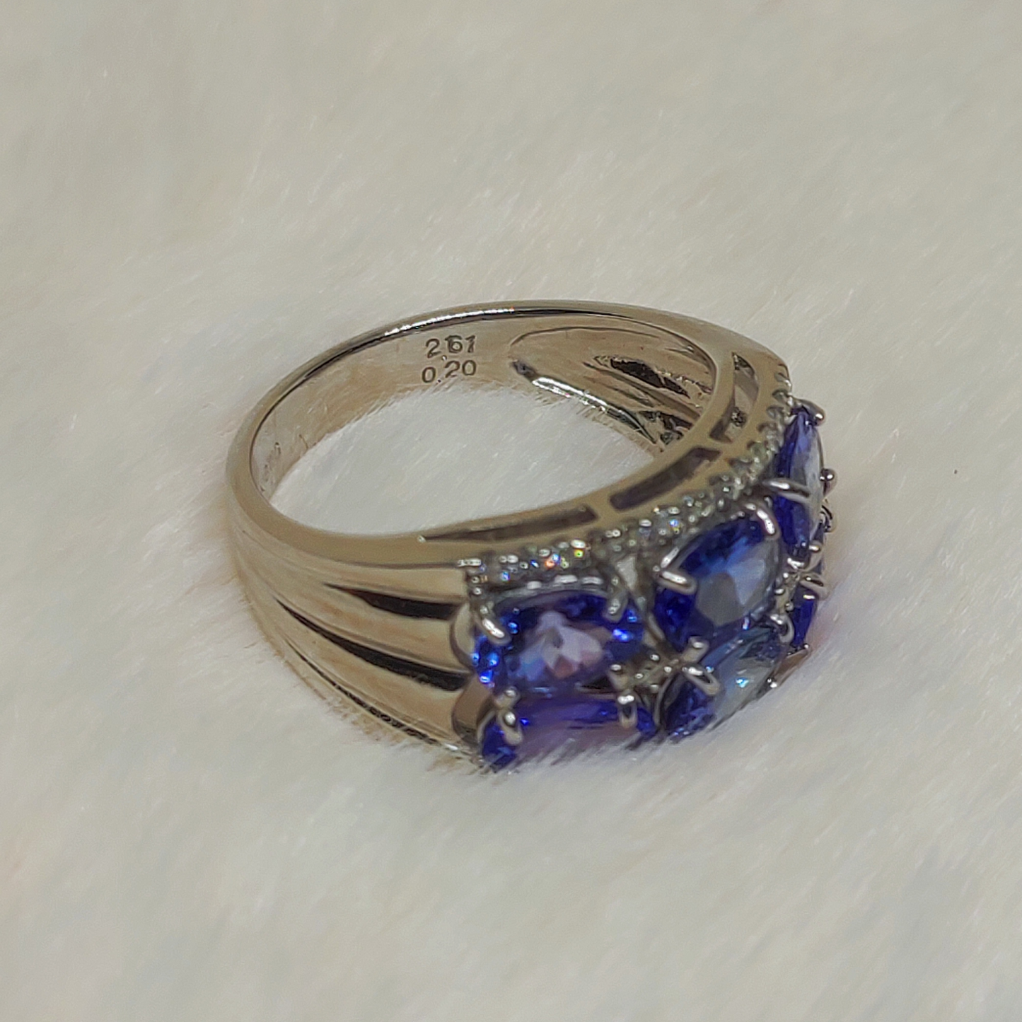 2.61ct Tanzanite Ring