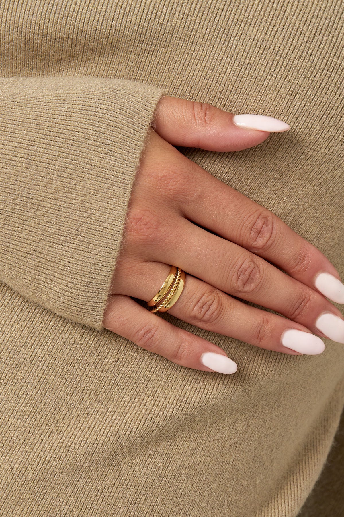 Elegant Minimalist Stainless Steel Ring - Silver & Gold