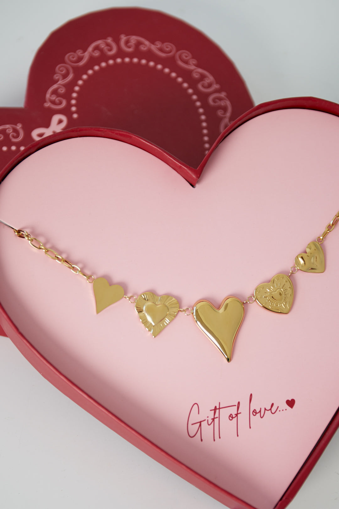Elegant Gold Heart Pendant Necklace for Women