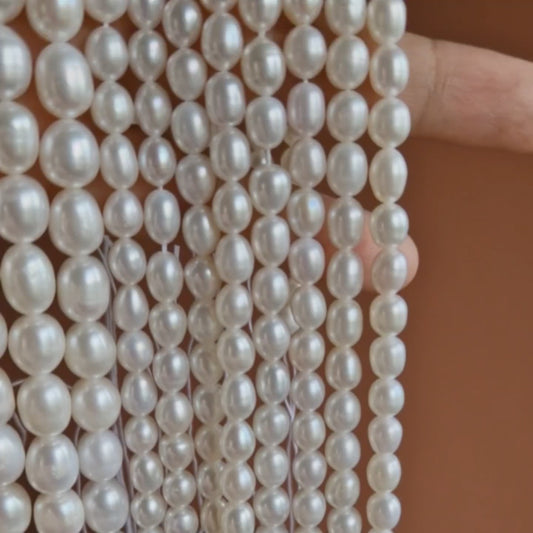 Natural Freshwater Pearl 01