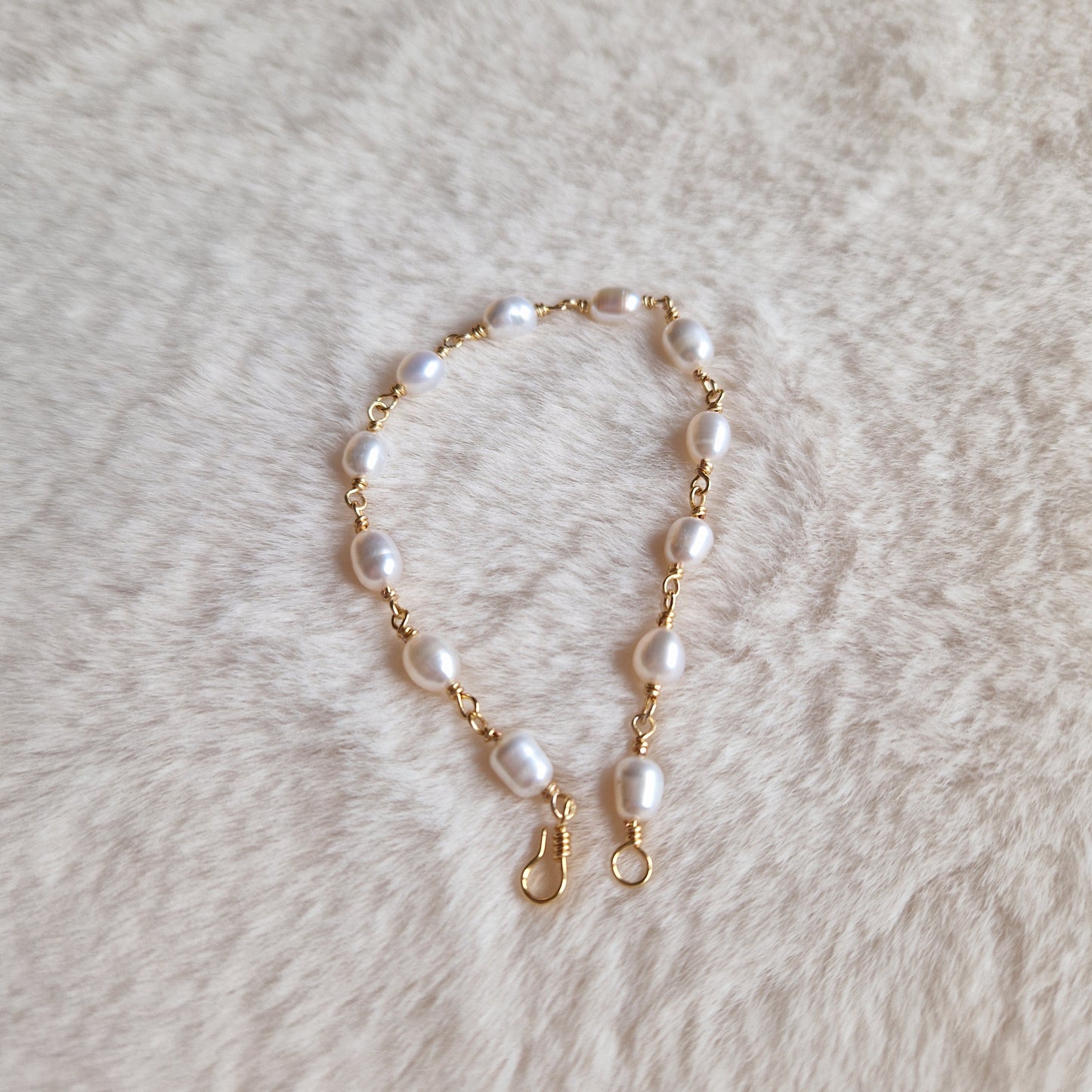 Sarah Pearl Bracelet