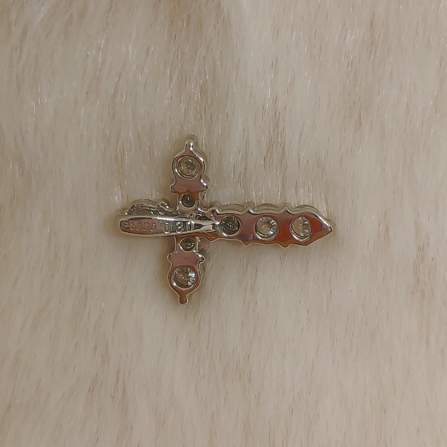 0.30ct Natural Diamond Cross Pendant - PT900