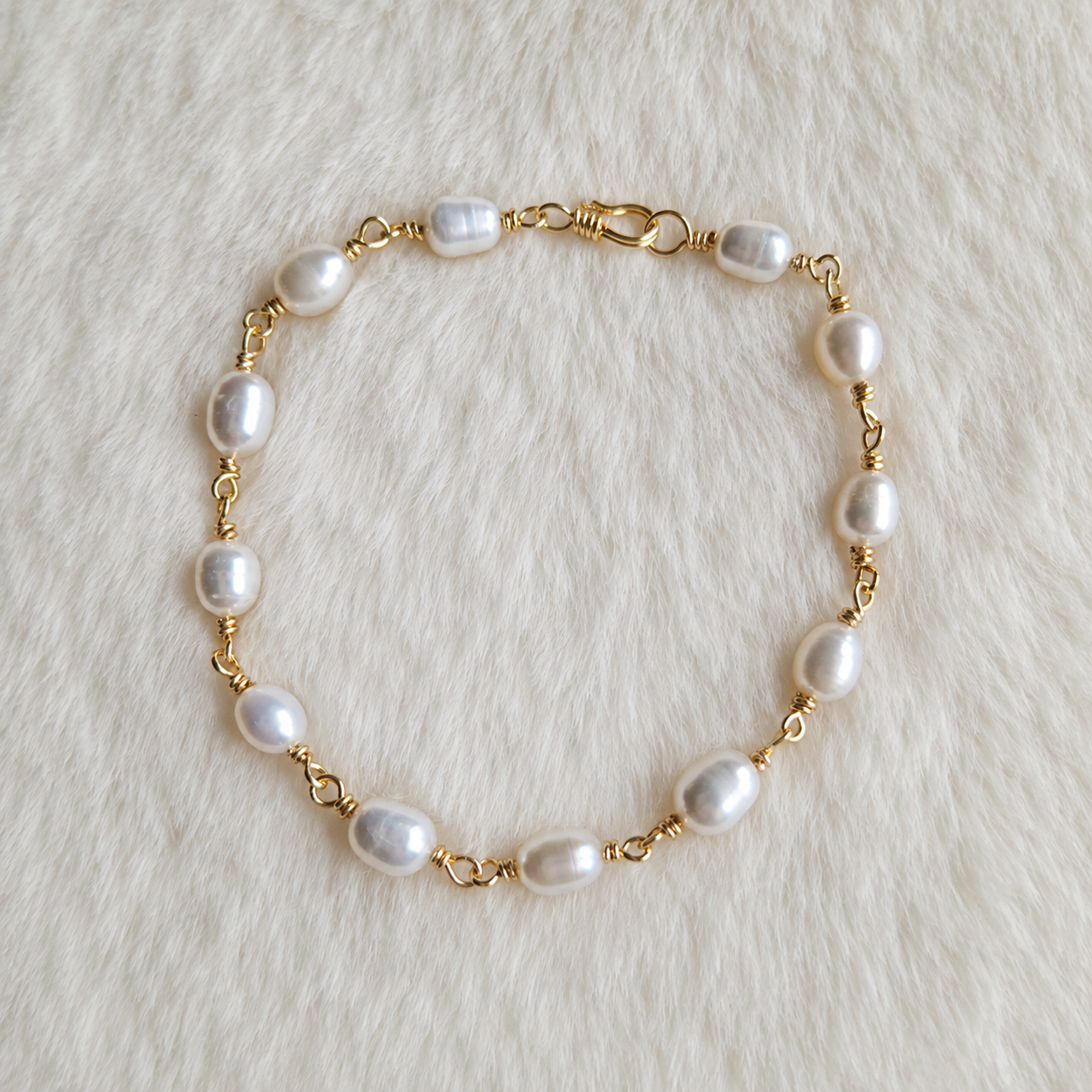 Sarah Pearl Bracelet