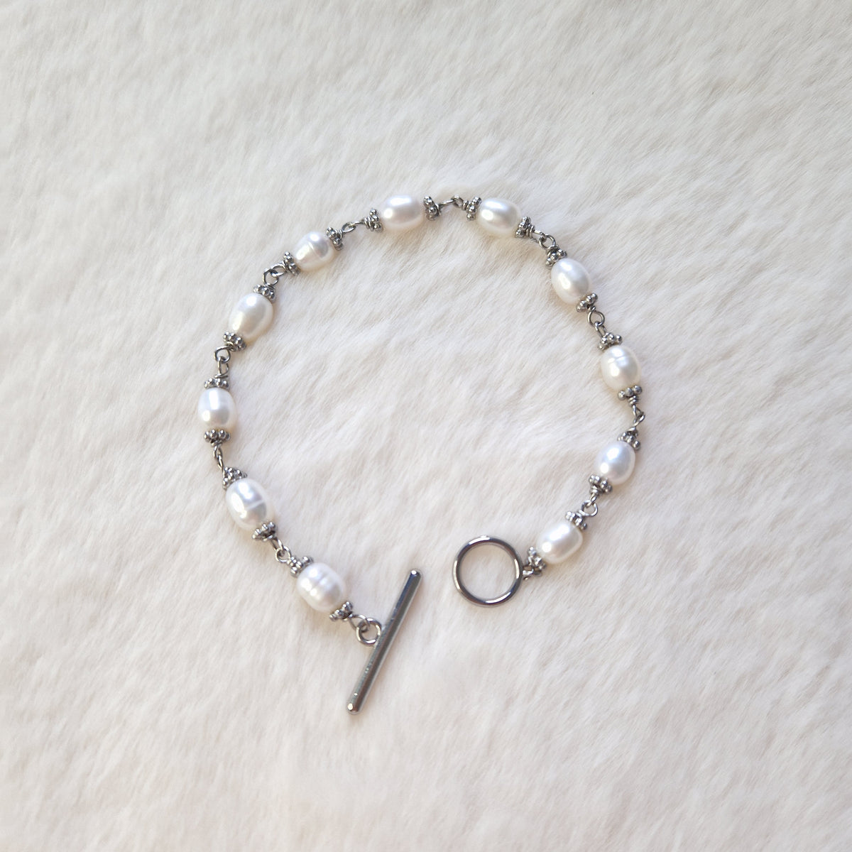 Maekyla Pearl Bracelet