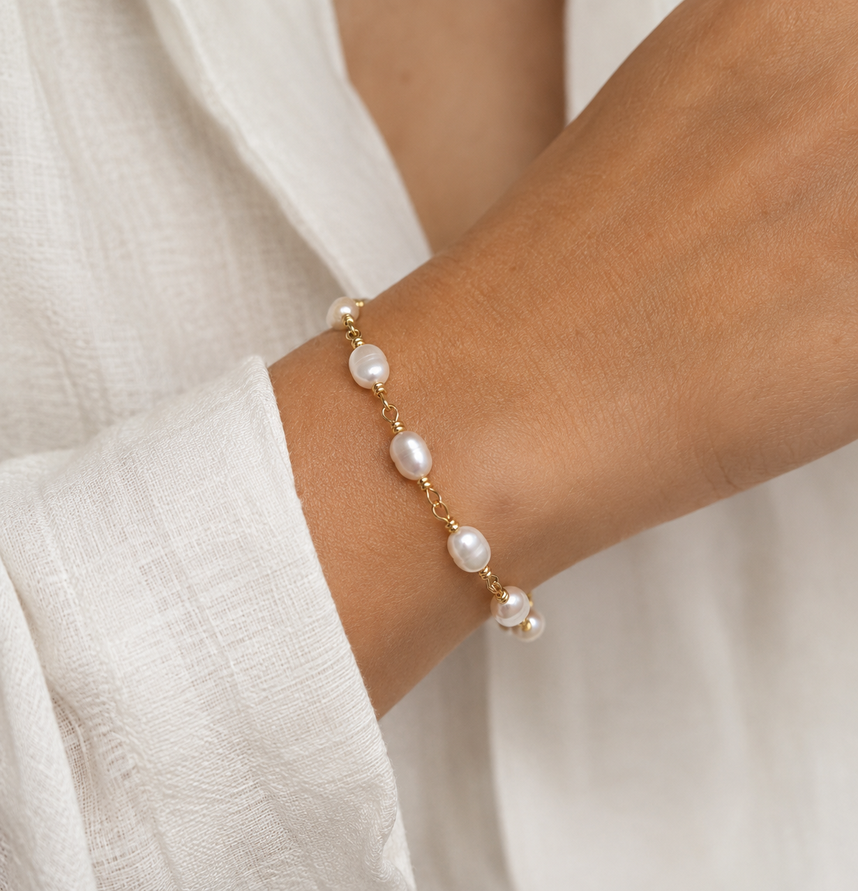 Sarah Pearl Bracelet