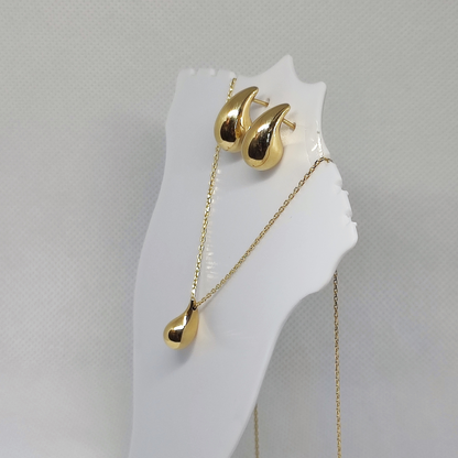 18K | 750 Teardrop Set