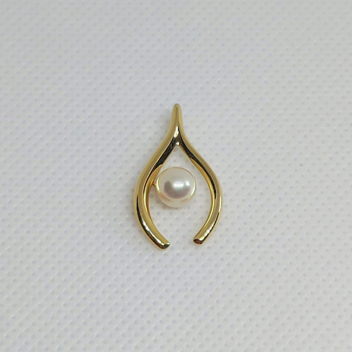 MIKIMOTO Pendant