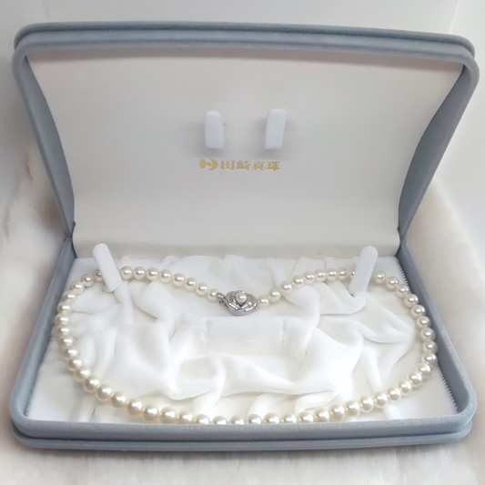 TASAKI Pearl Necklace