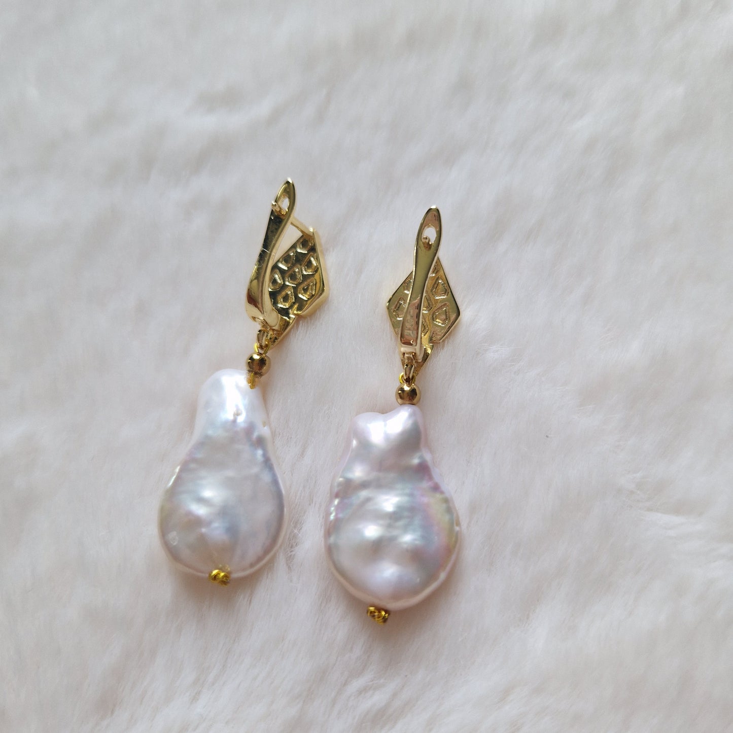 Baroque Pearl with Mother of Pearl Earrings