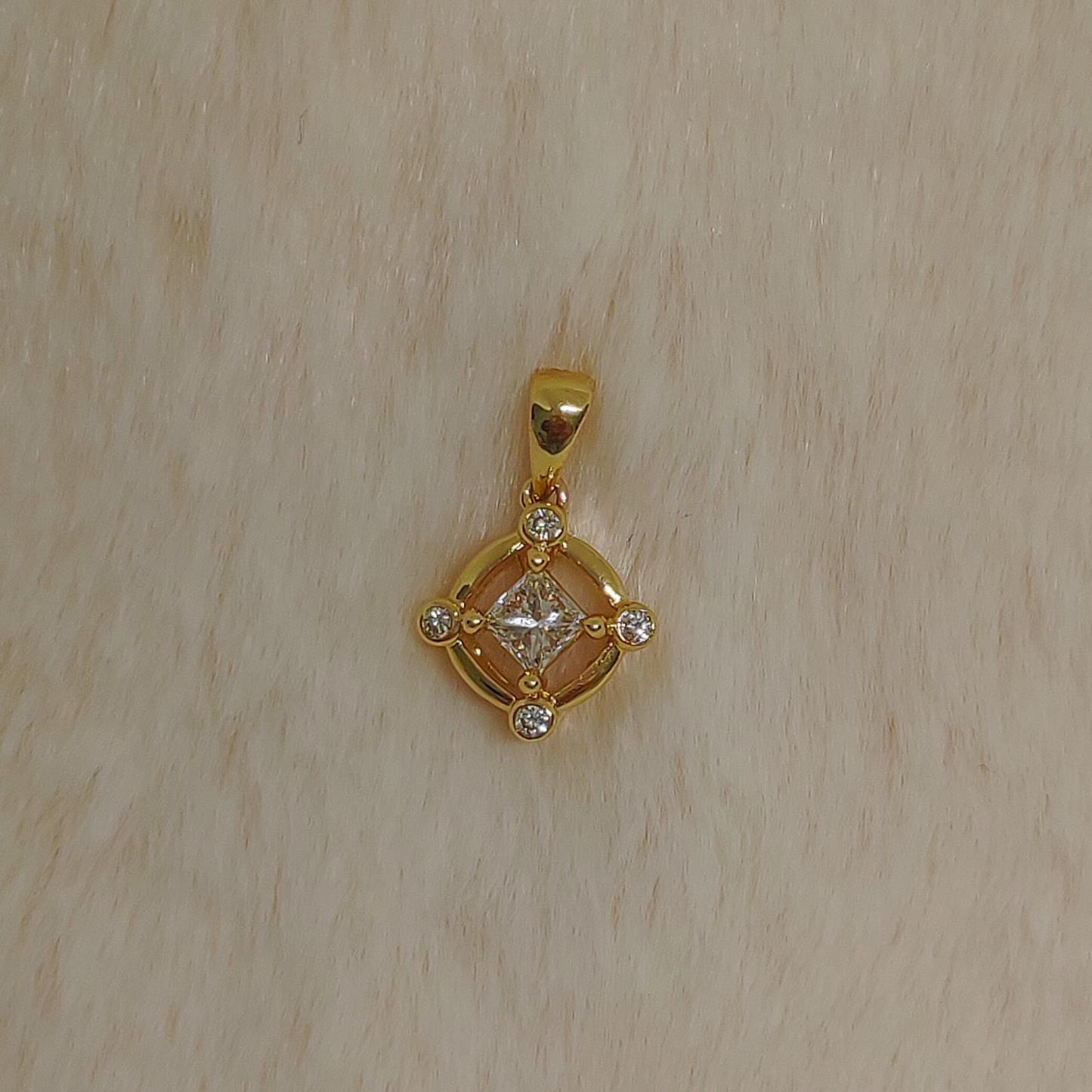 Natural Diamond 0.35ct TASAKI Pendant