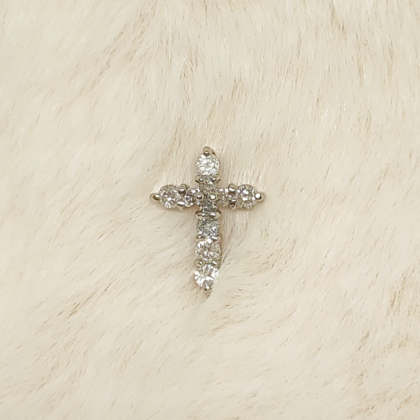 0.30ct Natural Diamond Cross Pendant - PT900